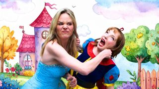 Snow White Vs Cinderella (Pantomime)