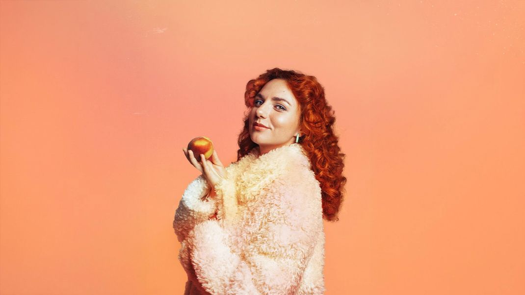 ANIA MAGLIANO: PEACH FUZZ