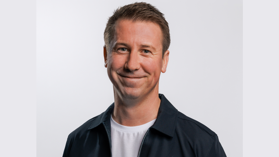 Carl Hutchinson: Fine Whine