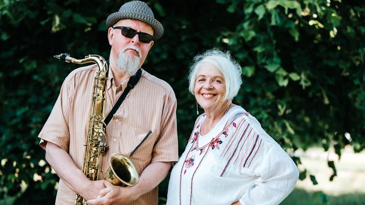 Liz Lochhead with Steve Kettley on Sax: Back in the Saddle